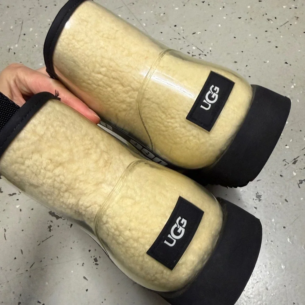 UGG Classic Clear Waterproof Boots Natural Black‎ 1113190 Sheepskin Pull On 10